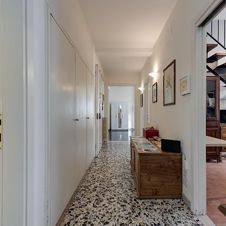 Giotto Palace Apartment