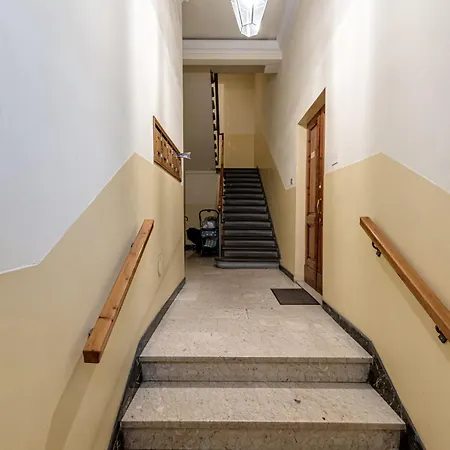 Giotto Palace Apartment *